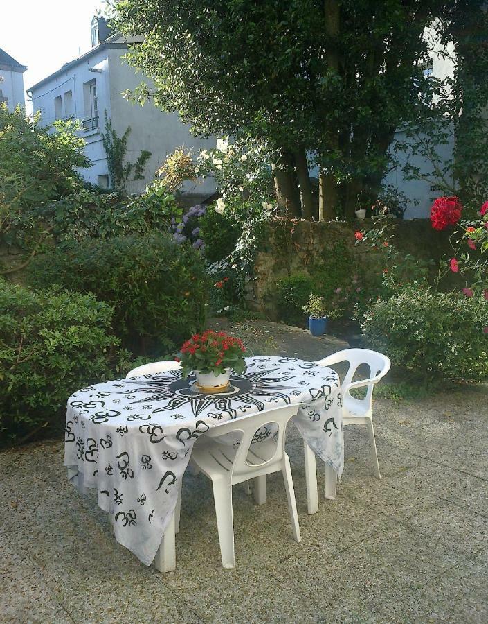 Chez Marie Lägenhet Pontivy Exteriör bild