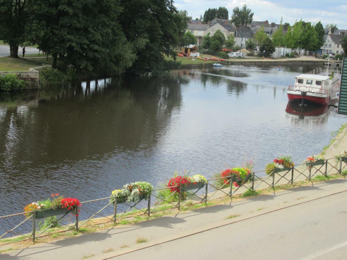 Chez Marie Lägenhet Pontivy Exteriör bild