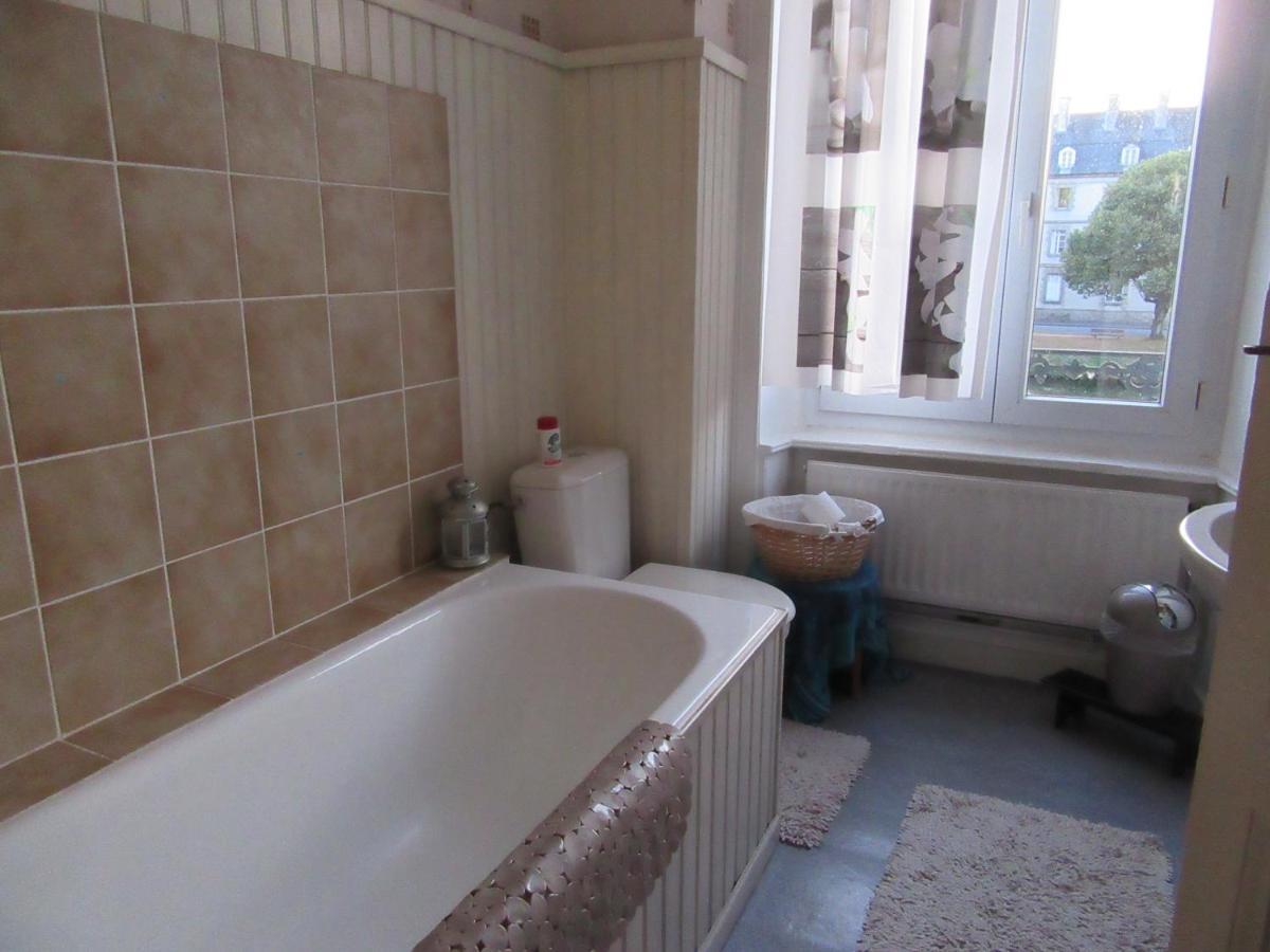 Chez Marie Lägenhet Pontivy Exteriör bild